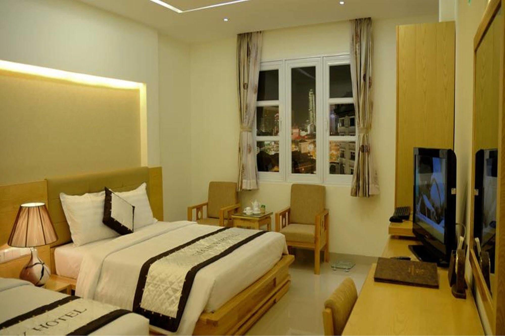 Gia Huy Hotel Ho Şi Min Exterior foto